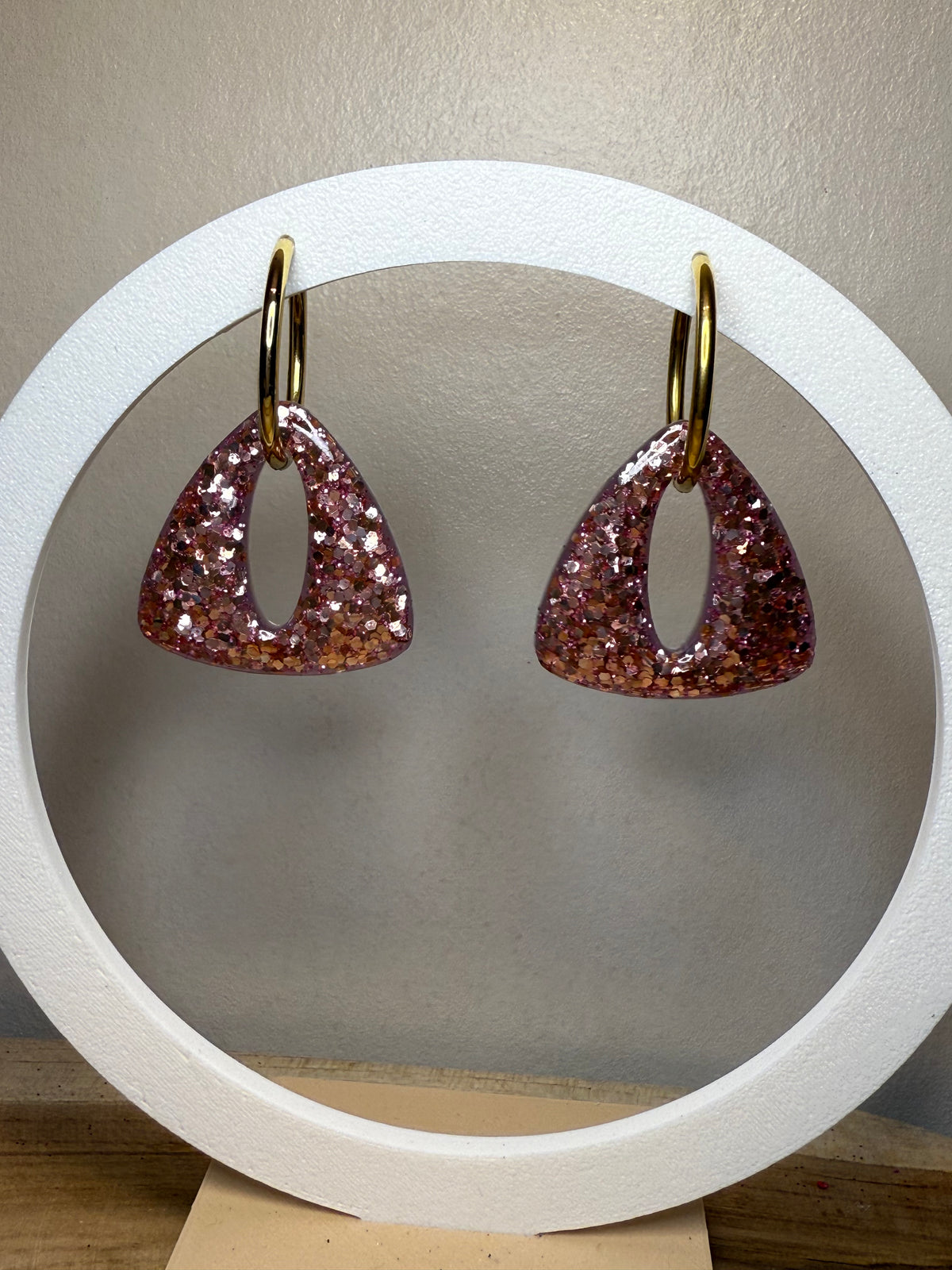 Pampilles triangle - en résine epoxy - 30 mm