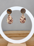 Boucles d’oreilles goutte – chocolat, crème & rose poudré